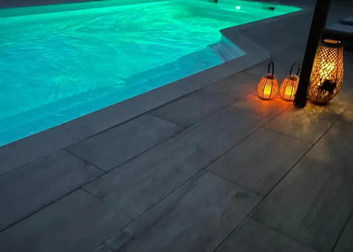 Tres Belle Avec Piscine Chauffee Casaleoni Vila *