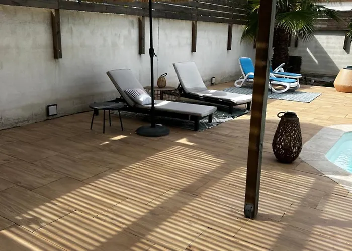 Tres Belle Avec Piscine Chauffee Casaleoni *